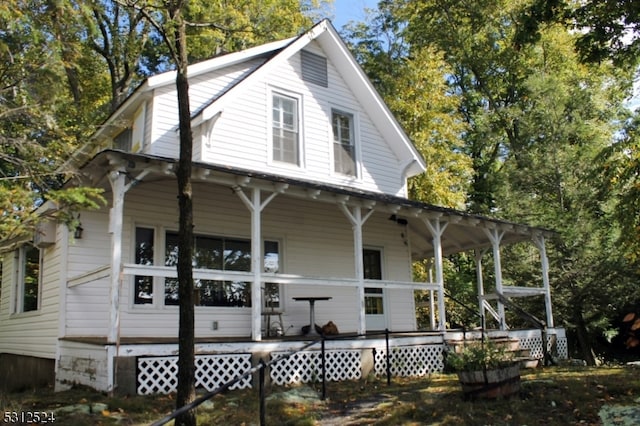 view of front of property with a porch