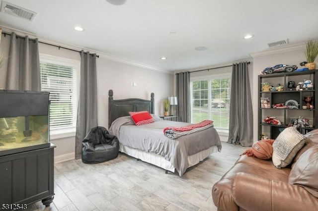 189 Park Rd, Parsippany-Troy Hills Twp, NJ 07054 - bedroom with crown molding, multiple windows, recessed lighting, and light wood-style floors