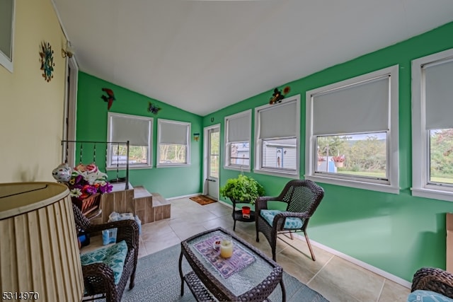 sunroom with vaulted ceiling