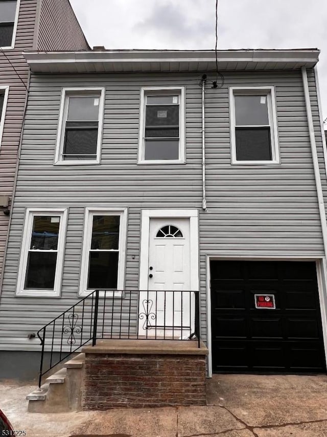 145 Mill St, Paterson City NJ, 07501, 8 bedrooms, 3 baths multi for sale