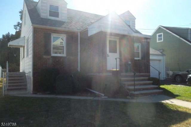 view of front facade with a garage