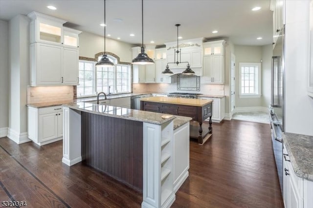 4 Hall Rd, Chester Twp, NJ 07930 - kitchen featuring a center island with sink, white cabinets, appliances with stainless steel finishes, baseboards, and recessed lighting