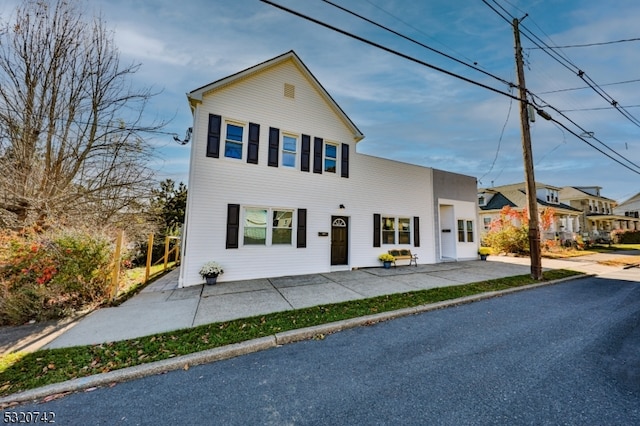 view of front of home