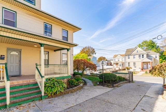 view of front of house featuring covered porch