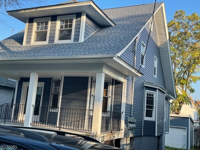 view of front of property with covered porch