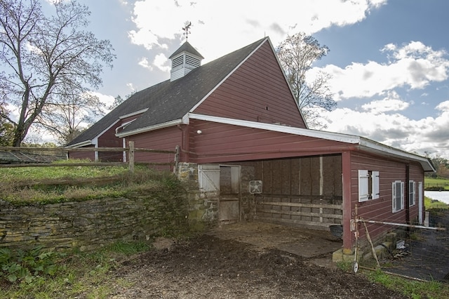 view of property exterior