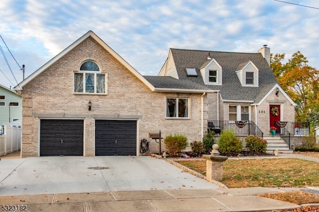 view of front facade featuring a garage