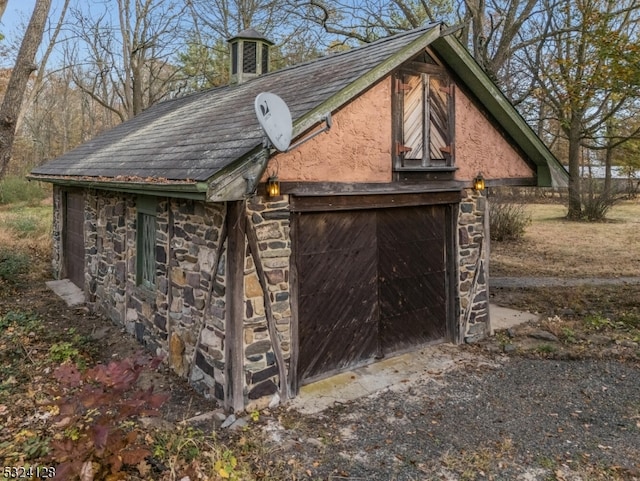 view of outdoor structure