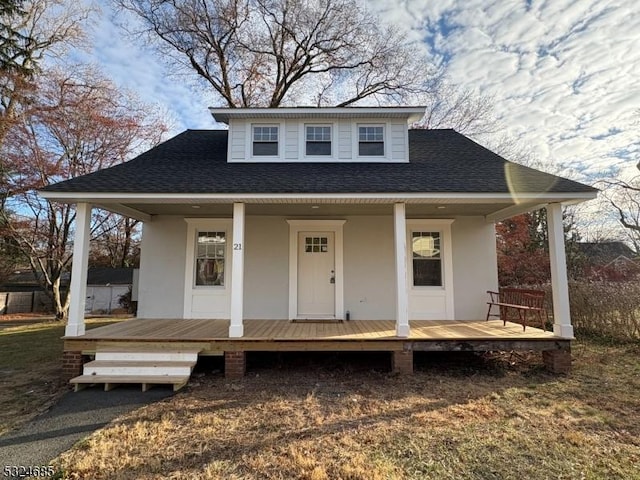 view of front of property with a porch