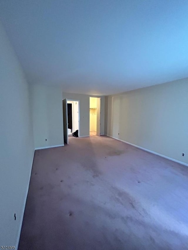 empty room with carpet