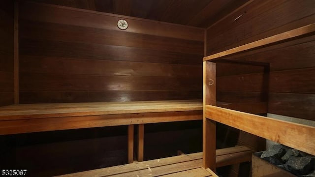 view of sauna / steam room