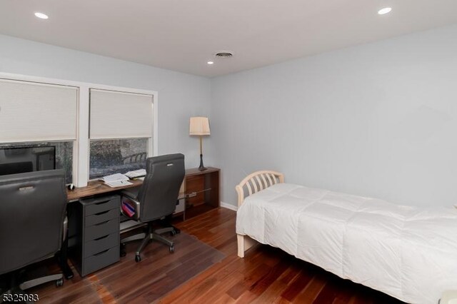 203 E Main St, Prospect Park Boro, NJ 07508 - bedroom featuring wood finished floors, baseboards, a desk, and recessed lighting