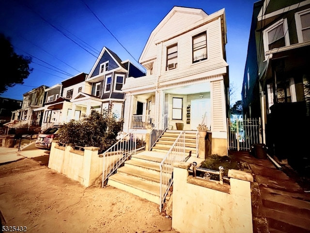 view of front facade featuring a porch