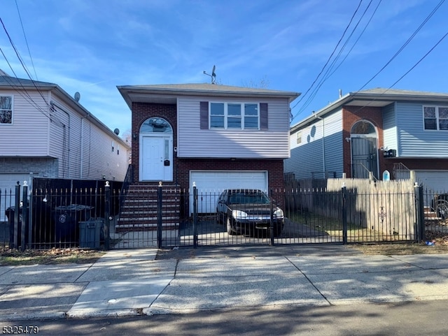 view of front facade featuring a garage