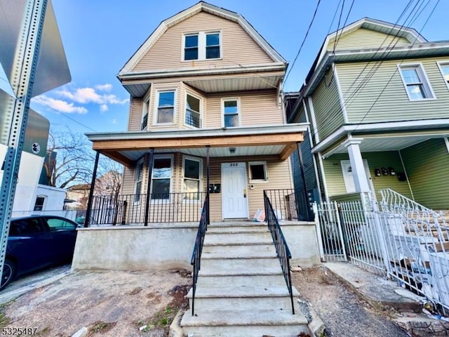 view of front of home with covered porch