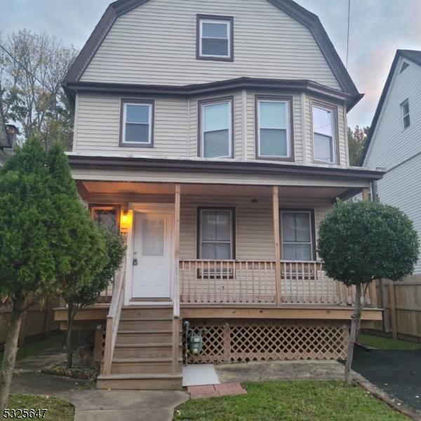 view of front of property with a porch