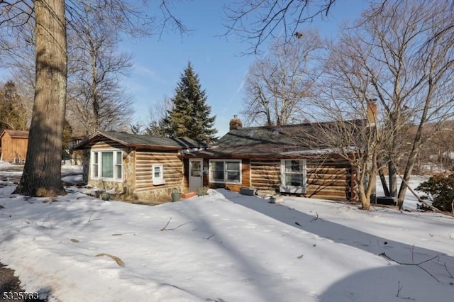 log home with log siding