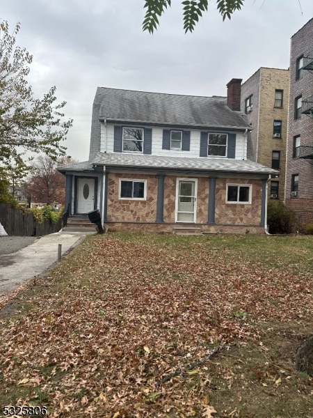 Listing photo 3 for 58 N Munn Ave, East Orange City NJ 07017