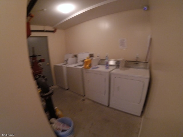 laundry room with independent washer and dryer