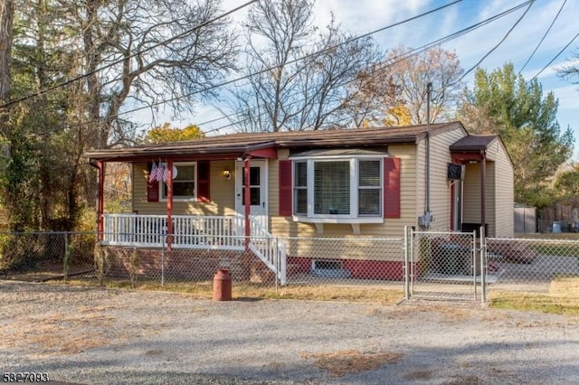 view of front of home featuring covered porch