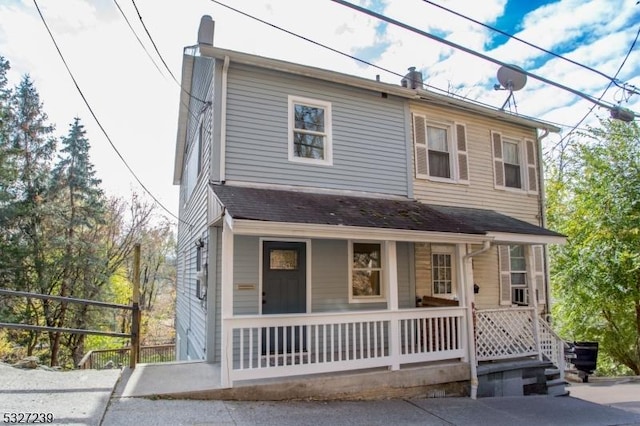 view of front of home featuring a porch