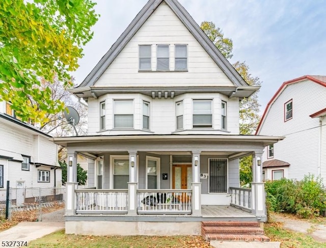 view of front of home with covered porch