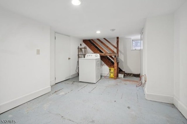 basement featuring washer / clothes dryer