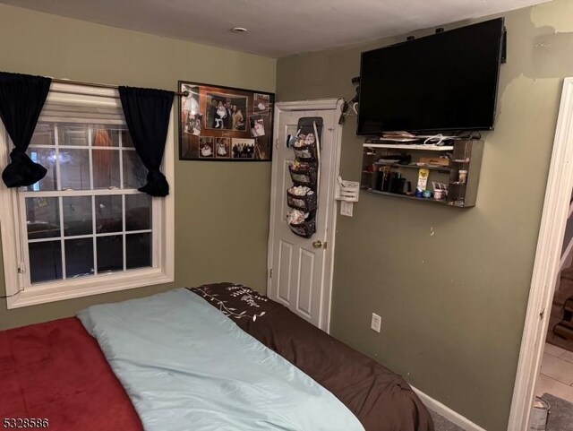 bedroom with carpet floors