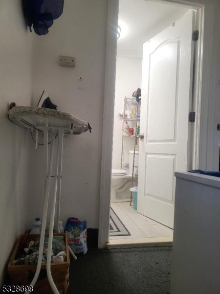82 Palm St, Newark City, NJ 07106 - view of corridor
