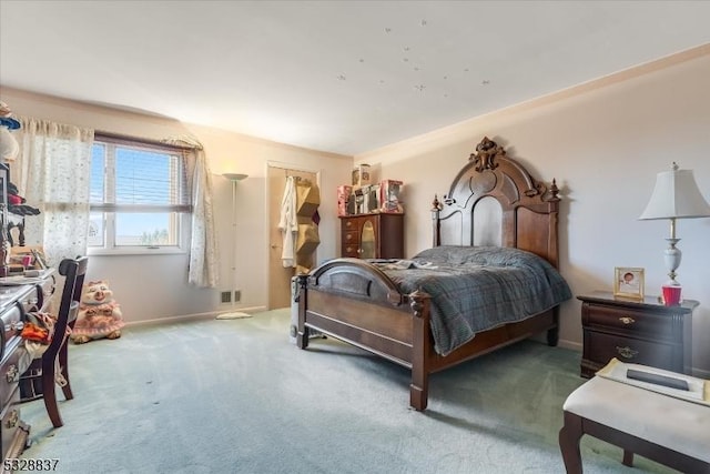 bedroom featuring carpet flooring