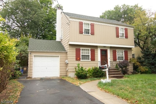 view of front facade featuring a garage