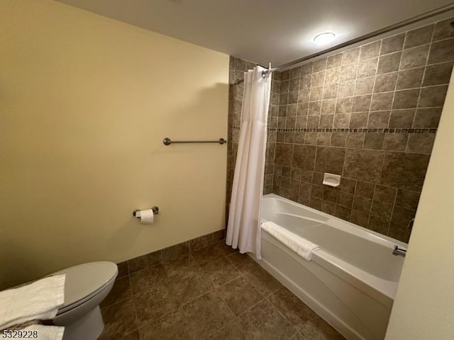 200 State Rt 94 Unit 338, Vernon Twp, NJ 07462 - bathroom featuring shower / tub combo and tile patterned floors