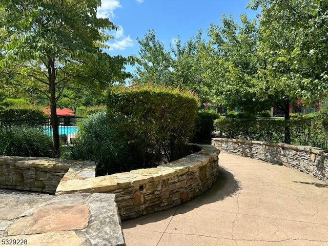 200 State Rt 94 Unit 338, Vernon Twp, NJ 07462 - view of patio / terrace
