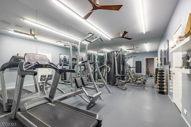 exercise room featuring ceiling fan