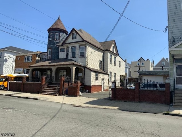 view of front of property with covered porch