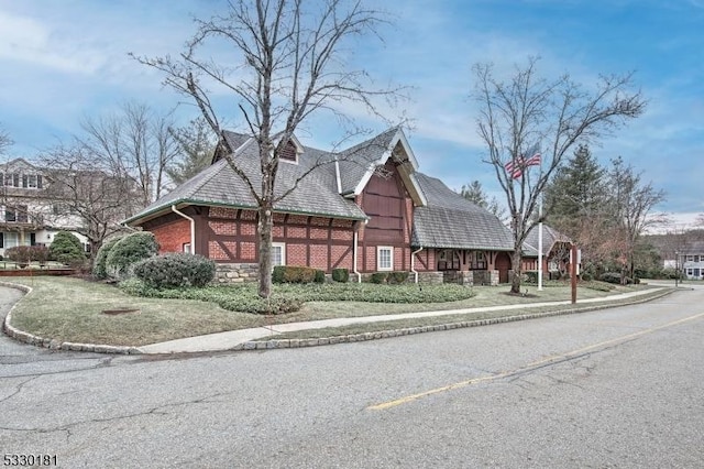 view of home's exterior