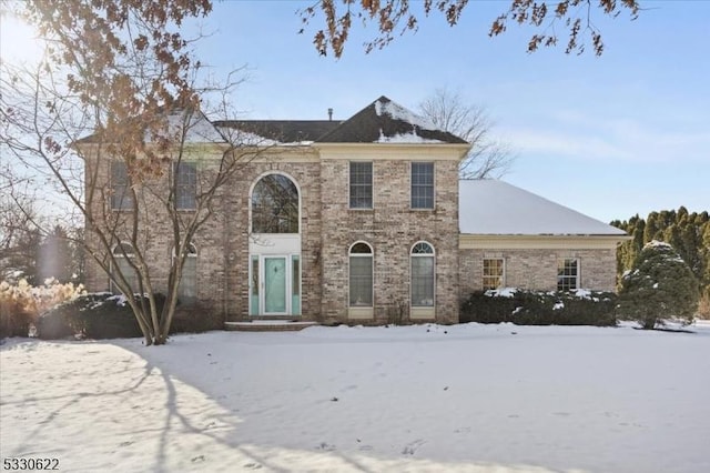 view of colonial inspired home