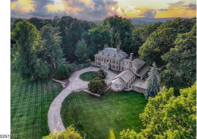 view of aerial view at dusk