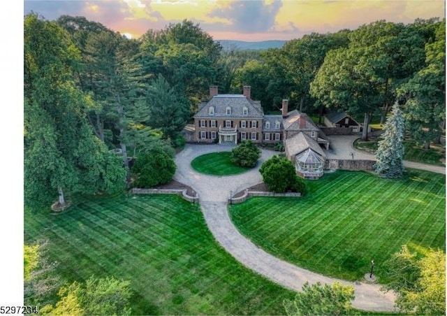 view of aerial view at dusk