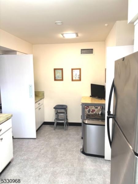 637 Bloomfield Ave, Nutley Twp, NJ 07110