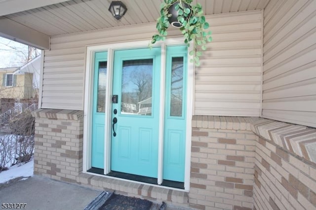 view of doorway to property