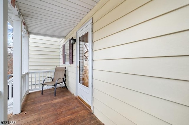 exterior space featuring a porch