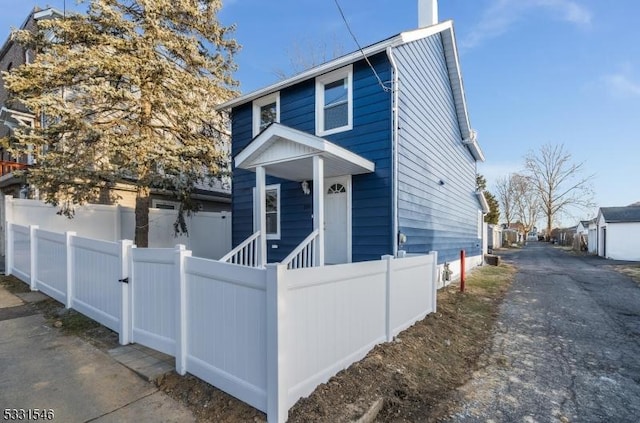 view of front of home