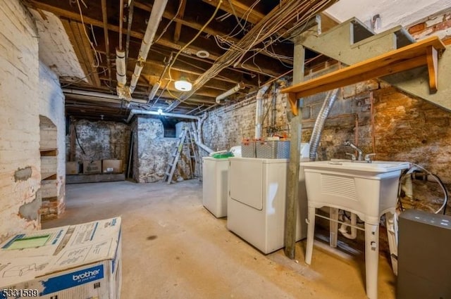 basement with washer and dryer