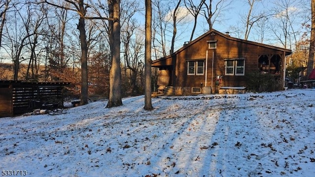 Listing photo 2 for 117 Wichser Ln, Green Brook Twp NJ 07059