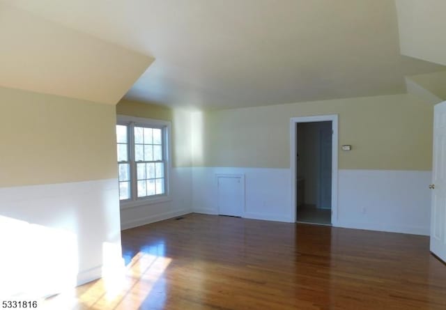 empty room featuring dark hardwood / wood-style floors