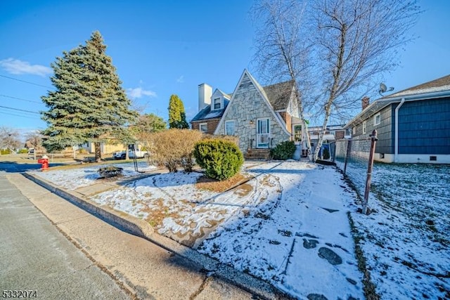 view of yard covered in snow