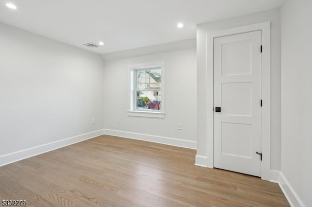 empty room featuring light hardwood / wood-style flooring