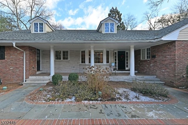 view of front of house with covered porch