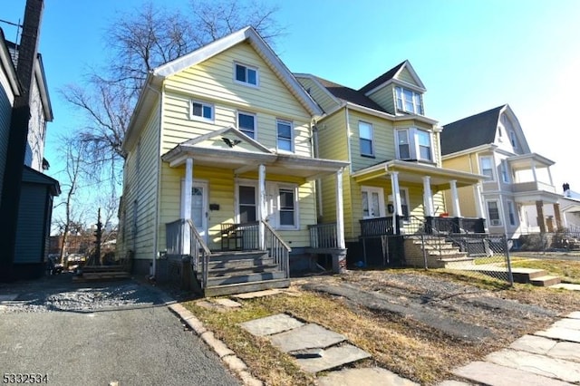 view of front facade featuring covered porch